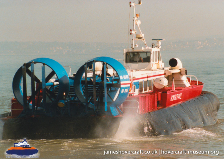 AP1-88 hovercraft promotional day by BHC -  (credit: The <a href='http://www.hovercraft-museum.org/' target='_blank'>Hovercraft Museum Trust</a>).